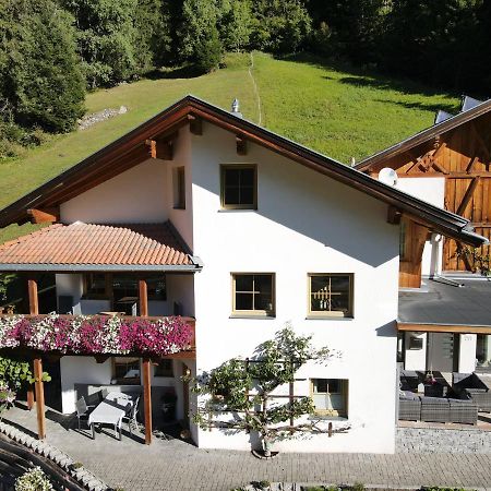 Haus Evelin Apartamento Sankt Leonhard im Pitztal Exterior foto